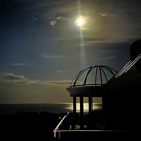 Ξενοδοχείο με διαμερίσματα Sea View Free Parking Πριμόρσκο