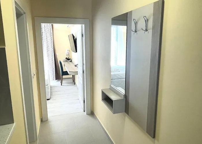 Sea View Free Parking Ξενοδοχείο με διαμερίσματα 4*