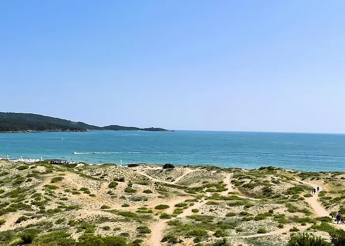 Sea View Free Parking 4* Πριμόρσκο